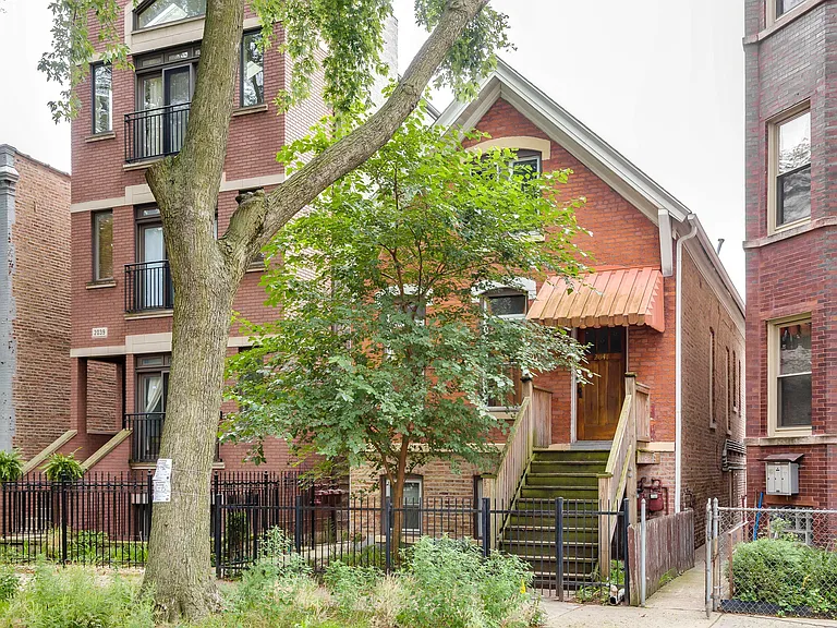 2041 W Rice St #1 — Photo 1