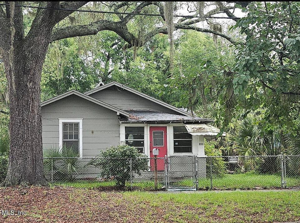1st image of 253 41ST Street