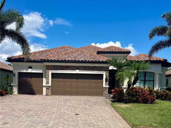 9352 Vercelli CT, NAPLES, FL 34113