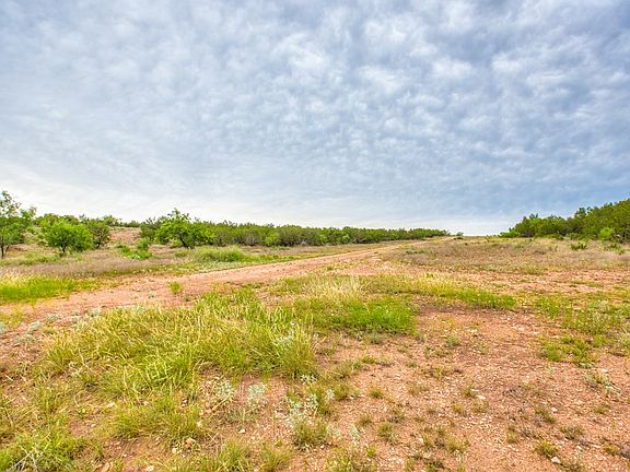 5th image of 583 Cox Rd