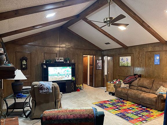 3rd image of 2364 Beech Ln