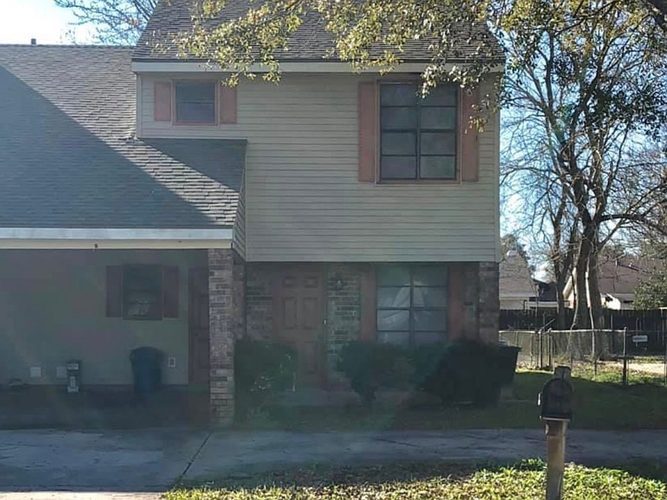 1st image of 301 Bickerton Dr Unit A