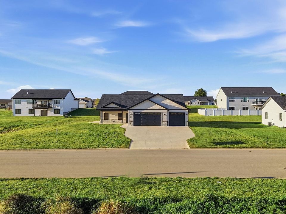 1st image of 325 Model Rd