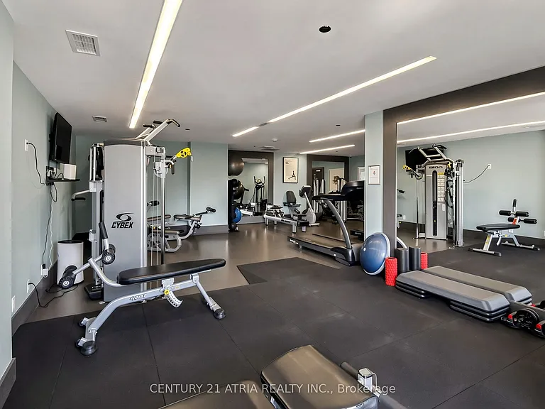 297 College St #910 — Photo 42