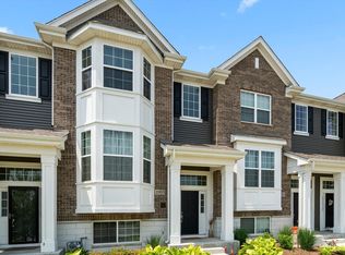 2993 Madison Dr, Naperville, IL 60564