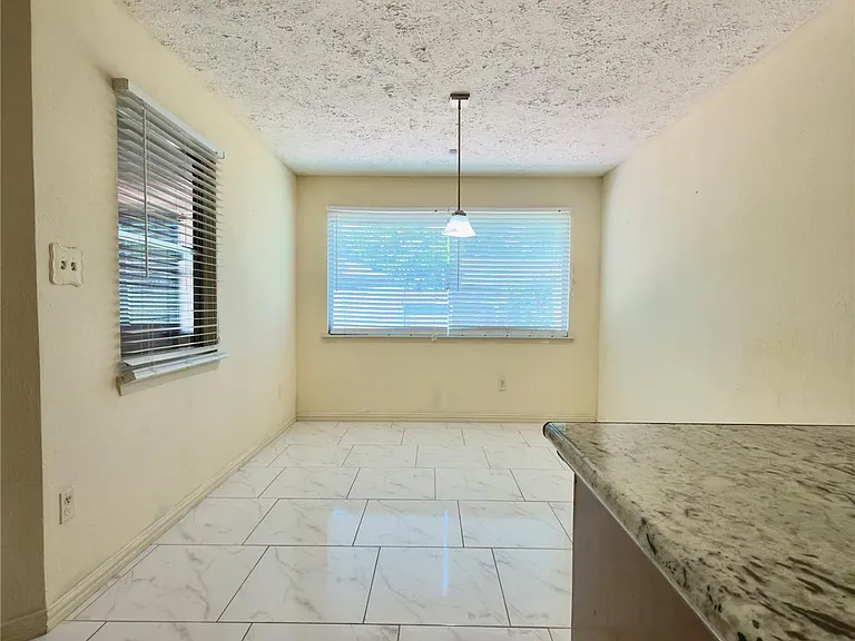 23115 Bright Star Dr — Photo 4