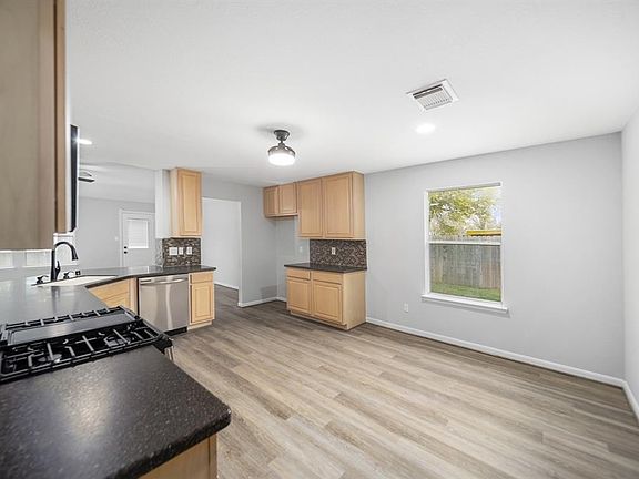 4th image of 9303 Knockomie Court