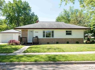 733 Loveland Rd, Adrian, MI 49221