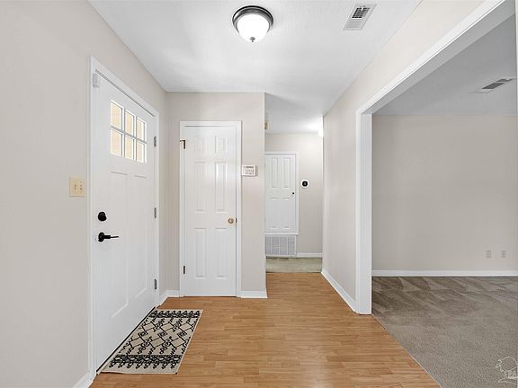 5th image of 10410 Pine Hill Ter