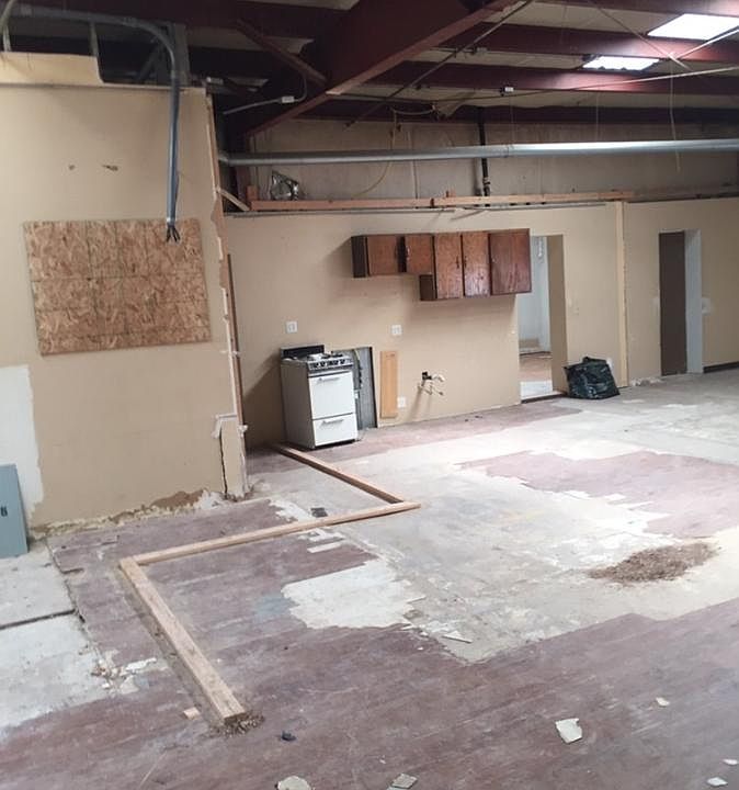 1st image of 620 W Midland Ave