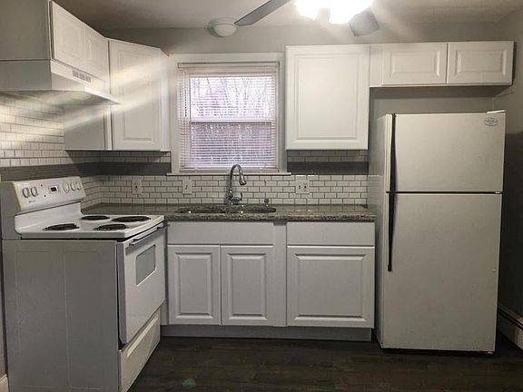 2nd image of 26 Cleveland St