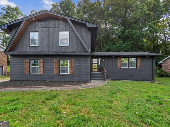 1239 Teakwood Trl, Stone Mountain, GA 30083