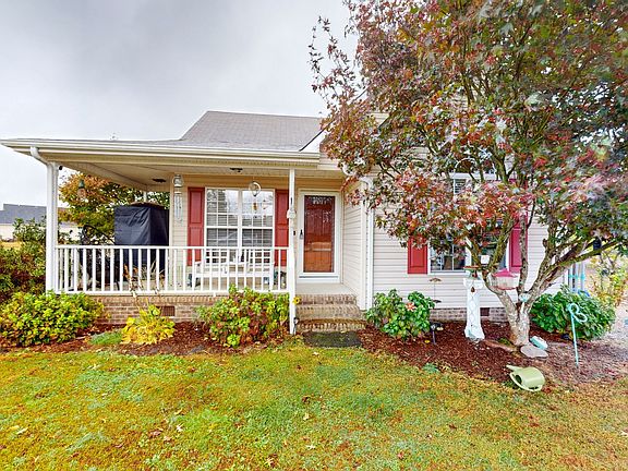 2nd image of 25 Riverton Dr