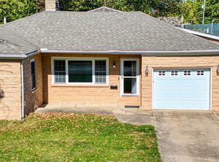 15 Janice Ave, Paris, IL 61944