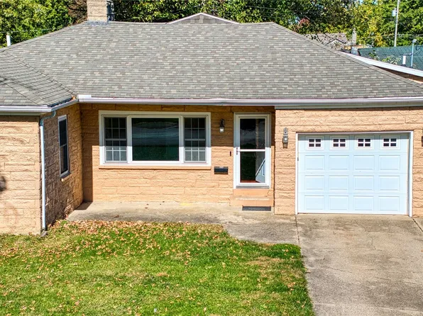 15 Janice Ave, Paris, IL 61944