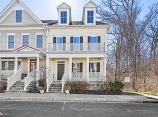 9530 Ament St, Silver Spring, MD 20910