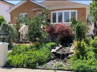 15432 24th Rd, Flushing, NY 11357