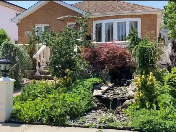 154-32 24th Rd, Whitestone, NY 11357