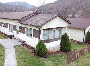 205 Jenkins Hollow Rd, Elizabethton, TN 37643
