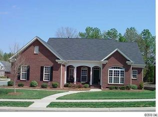 5424 Poplar Knoll Dr, Matthews, NC 28105