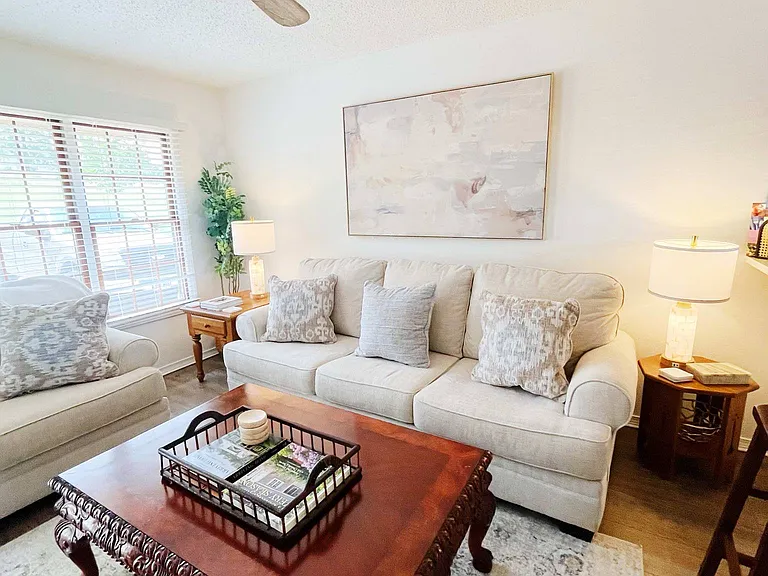 3 Ironwood Ln — Photo 3