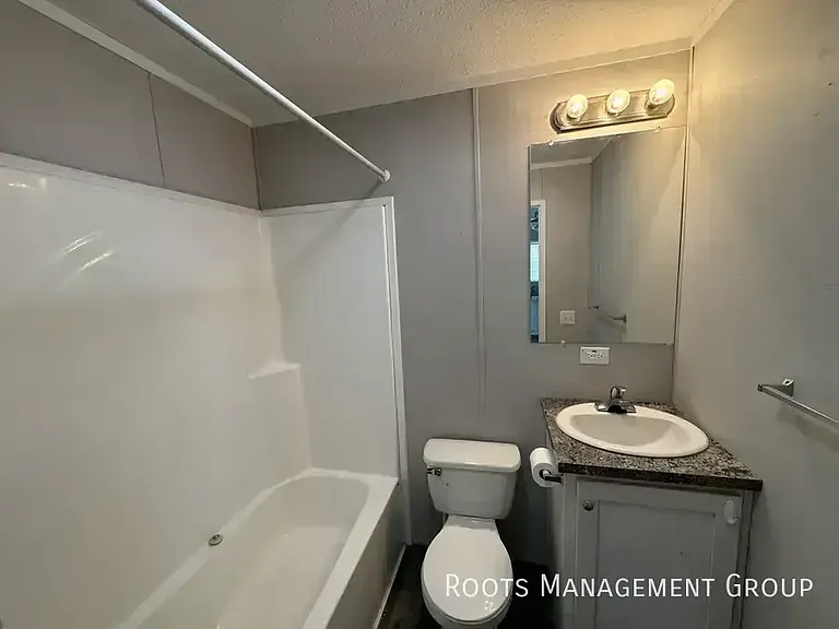 C4 Trailerville Ct #C4 — Photo 7