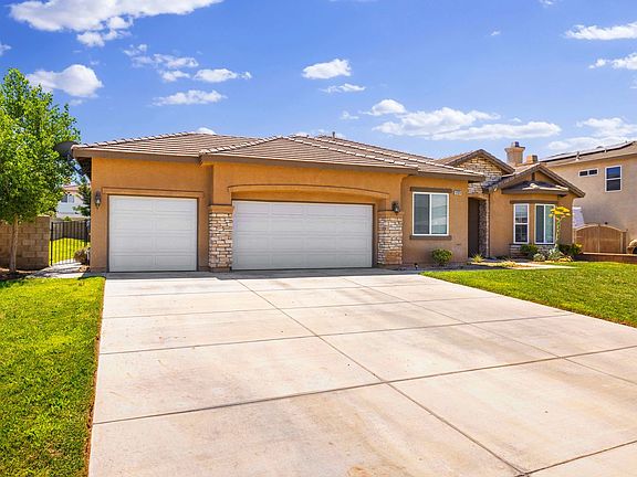 3rd image of 41874 Montallegro St