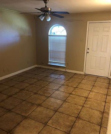 3rd image of 157 Westwood Pl