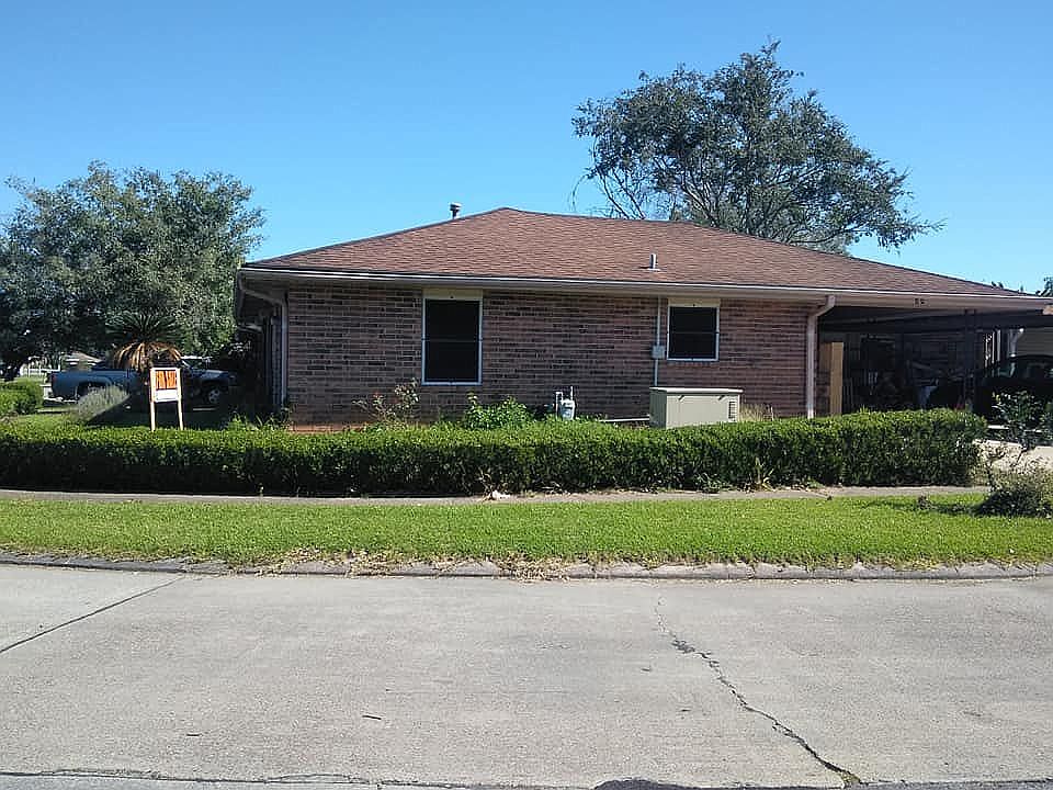 2nd image of 34 Kingsridge Loop