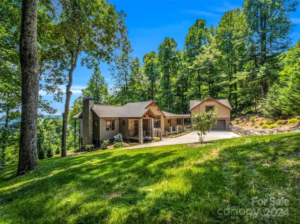 299 Haddington Dr W, Mill Spring, NC 28756