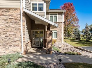715 Canyon Rd #8, Wisconsin Dells, WI 53965