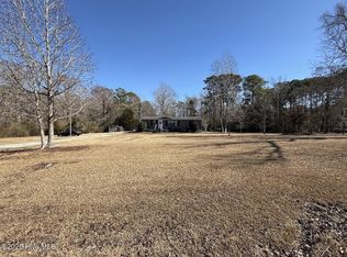 354 Belgrade Swansboro Road, Stella, NC 28582