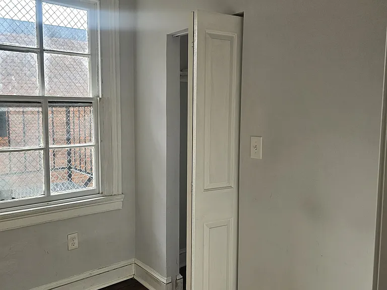 2116 N Charles St #2R — Photo 12
