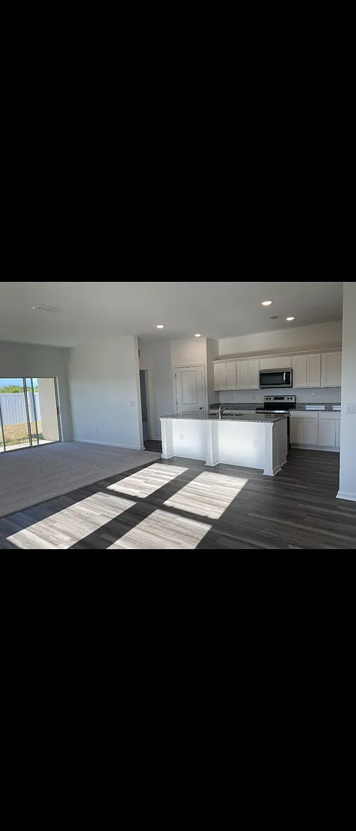 Building Photo - 2389 Harris Hawk Ave