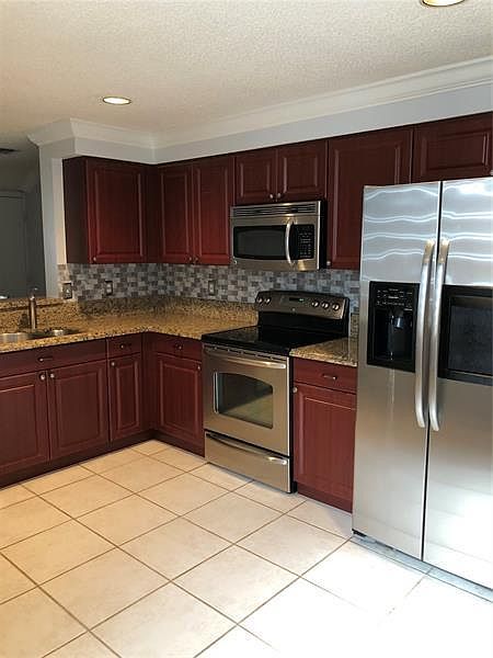 1st image of 1371 Veracruz Ln