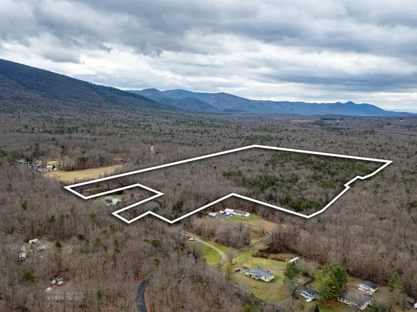 187 Pine Chapel Ln, Greenville, VA 24440