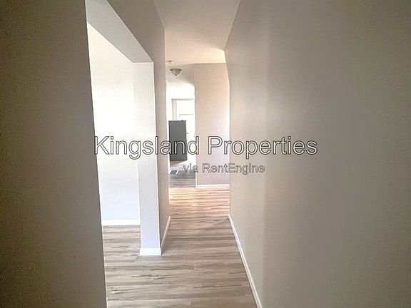 3rd image of 3304 Utah St #1F