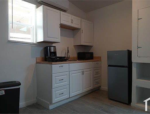 2nd image of 13550 Ackerman Dr #2