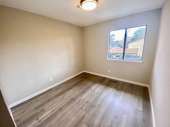 3rd image of 6341 Joaquin Murieta Ave APT B