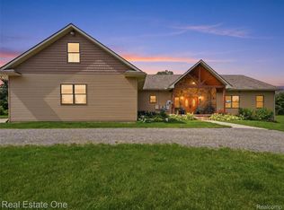 4200 Nelson Scott Dr, Holly, MI 48442