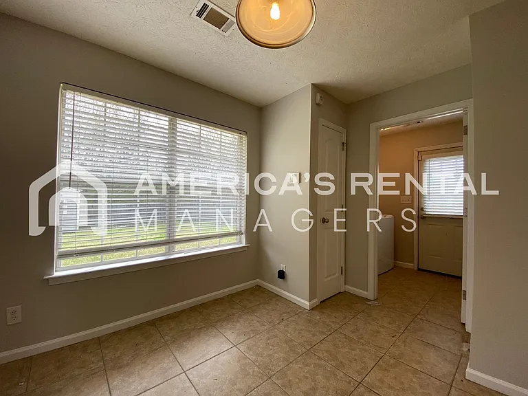 5773 Hammermill Loop — Photo 17