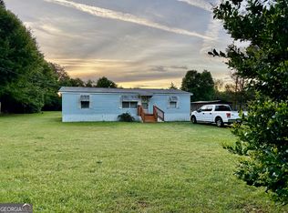 101 Peach Rd, Byron, GA 31008
