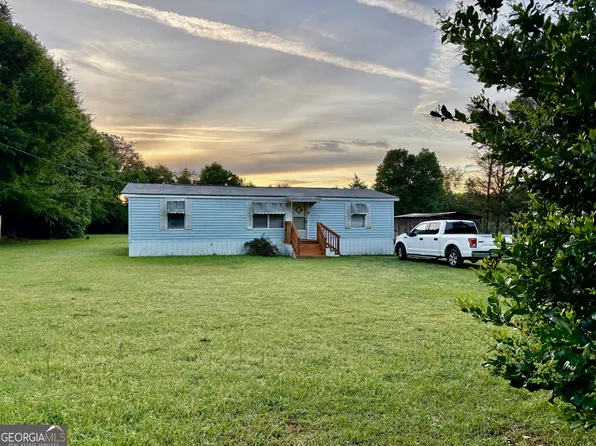 101 Peach Rd, Byron, GA 31008