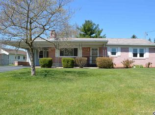 4 Annendale Dr, Carlisle, PA 17015