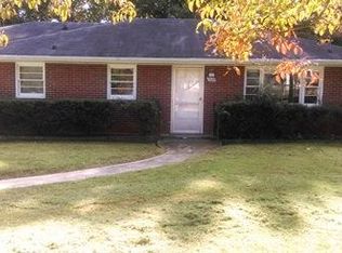 308 Lansbury Dr, Danville, VA 24540