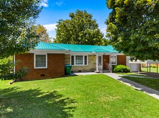 518 W Hillcrest Dr, Morristown, TN 37813