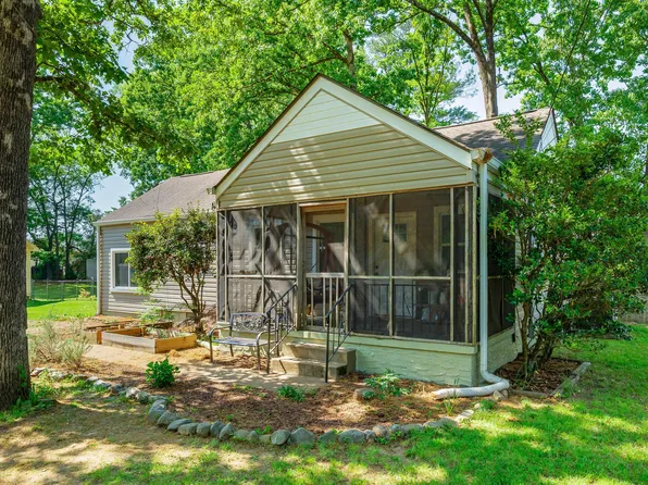 5000 Golfview Dr, Chattanooga, TN 37411