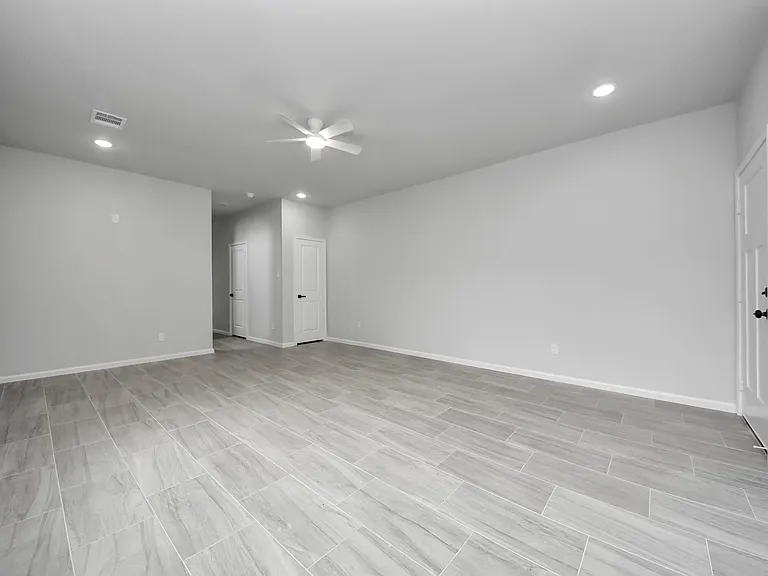 303 S Utah St — Photo 9