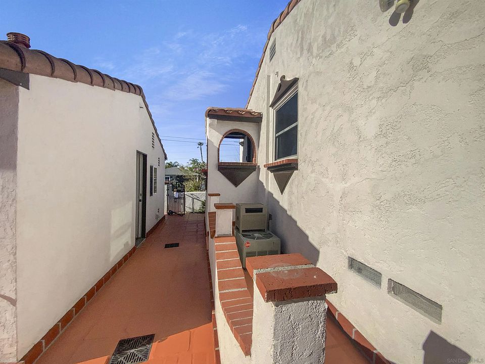 1st image of 2541 Haller St