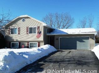 1945 Berkshire Dr, Eagan, MN 55122